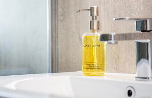 Seafarers - Coastguard Cottage with sea views, garden and parking - Foto 30