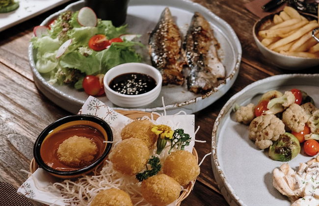 Timber Society Boutique Hideaway - Photo 45