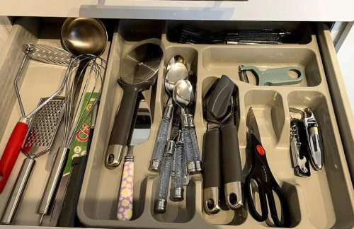 Cityfront Luxe Apt Near City Centre Facing Etihad & Coop Live, Free Parking - Foto 7