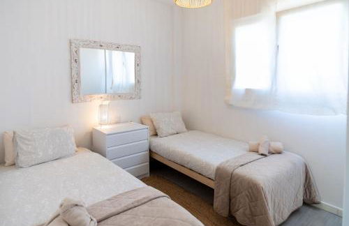 Tarifa Cozy House - Pool, Parking, Family - Foto 26