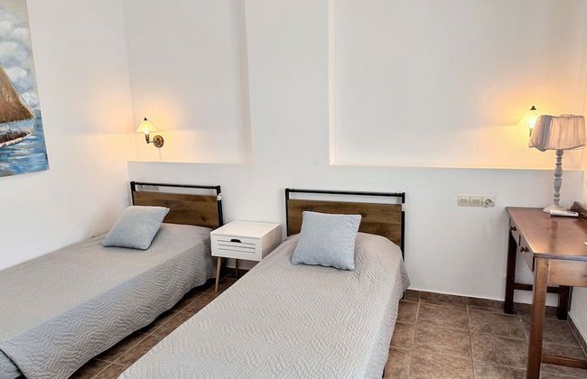 Linda's Villa In Unrivalled Position in Kournas - Amazing View! - Foto 13