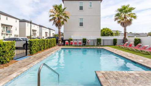 Sungazer Chateau by Avantstay Short Walk to the Beach + Pool Access - Foto 1, Other