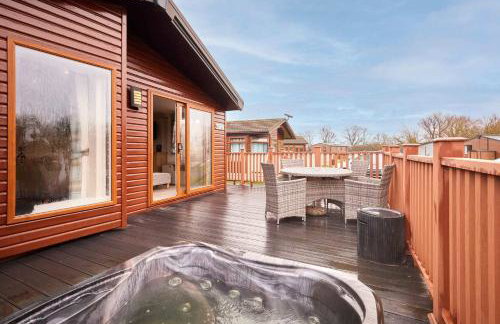 Little Gem Lodge with Hot Tub - Foto 5