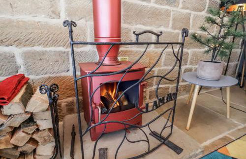 Chestnut Barn - Photo 12