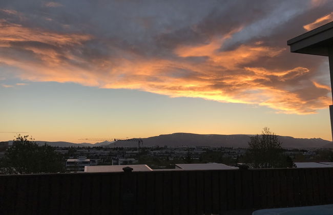 ICELAND SJF Villa , Hot tub & Outdoor Sauna Amazing Mountains View - 15 min to downtown - Foto 80