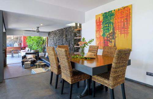 Luxury and Harmony House - Photo 19