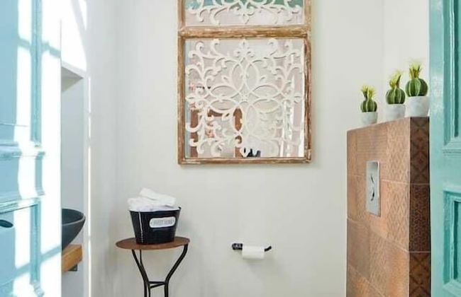 Designed Jaffa Haven with Rooftop by Sea N' Rent - Foto 33