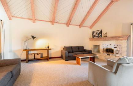 Cathedral by AvantStay Charming Secluded Estate w Sauna Pool Table Views of the Rolling Hills - Foto 37