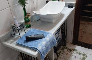 Chalé Pakere Montanha Lumiar - Conforto a mais de 1000 metros de altitude junto a natureza, wifi, piscina, sauna e água de nascente - locação do chalé sem prestação de serviços - Foto 56