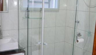 Apto 2 dormitórios 1 banheiro 1 vaga descoberta - Foto 2