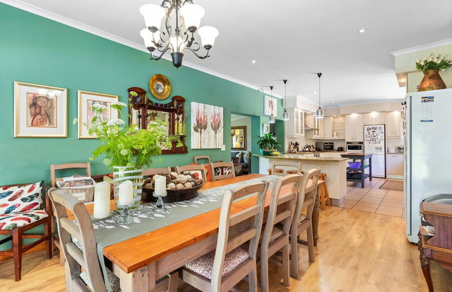 Panaderos - Photo 21