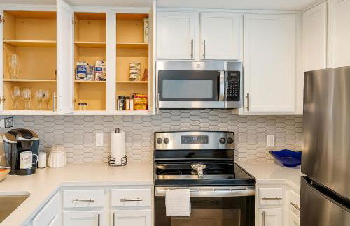 The Groovy Blue - Photo 13