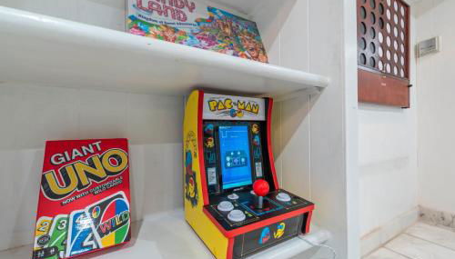 Oversized Family Beach Block Duplex with Game Room - Foto 4