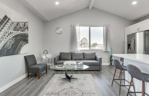 2 Mi to Downtown Escondido Apt with Balconies - Foto 4