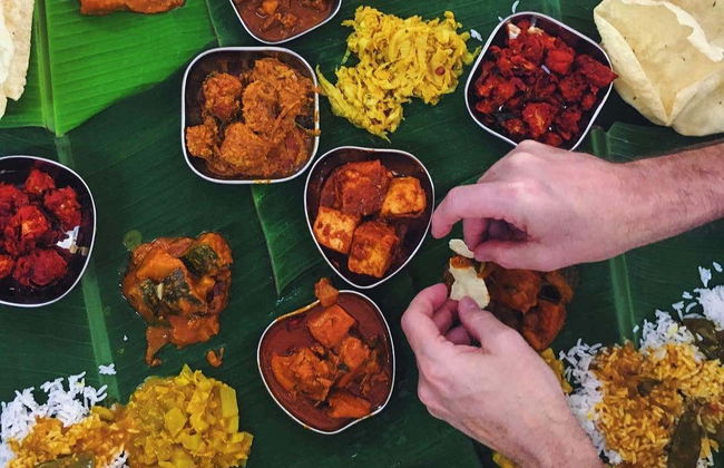 Cours de cuisine et repas partagé avec une famille indienne - Photo 2