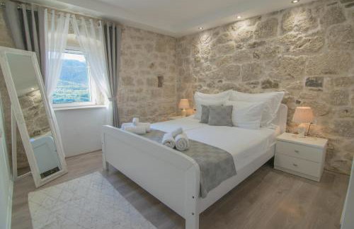 Villa Milena with heated pool and jacuzzi - Photo 17