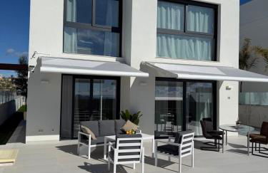 Villa Mirasol - mountain-, sea view, roof terrace, private pool - Foto 1