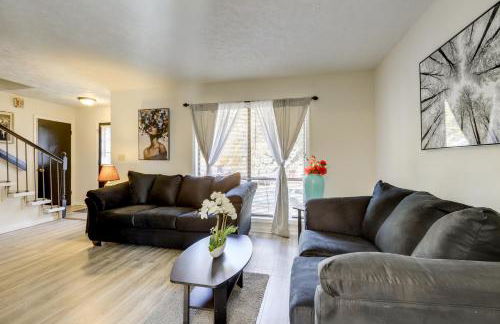 Easy Hwy Access to ATL Work-Ready Riverdale Home - Foto 7