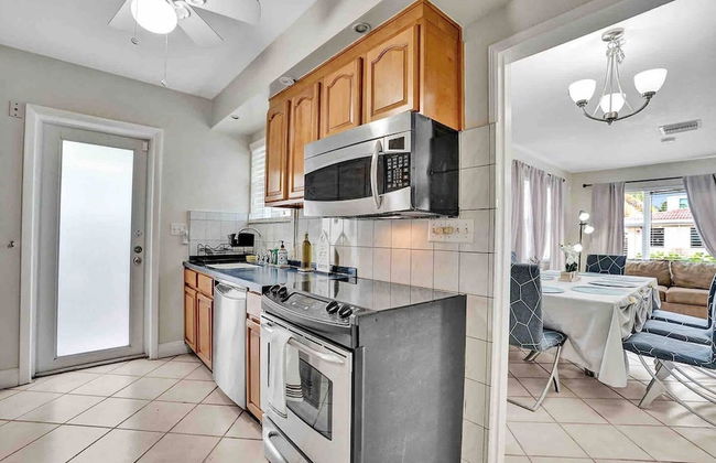 Palm Lined Oasis Walk To Beach Free Parking - Foto 19