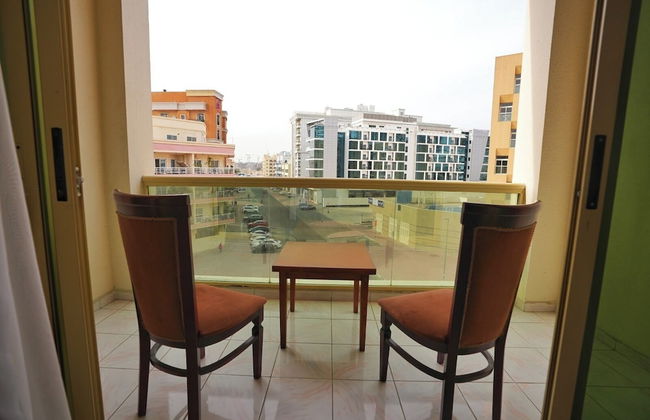 Imperiaa by HOC Globe - Photo 15