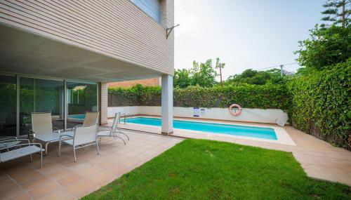 Ground floor with garden a few meters from the sea - Foto 2