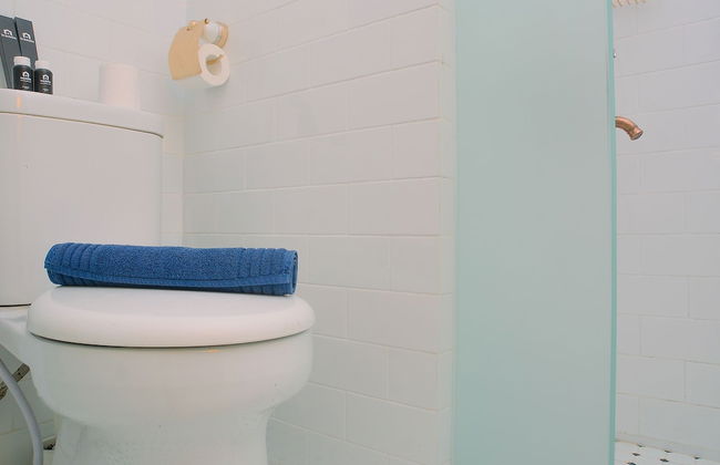 Modern Studio at Titanium Square Apartment - Photo 9