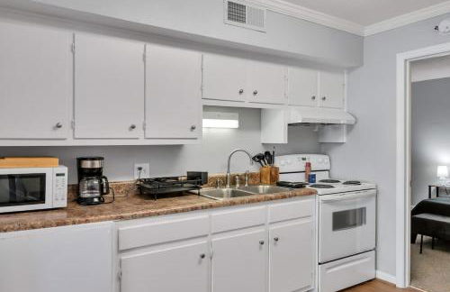 1BR Near Duke Hospital Downtown and DPAC - Foto 8