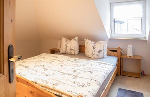 Ferienwohnungen Wittmann, Wohnung 2 OG., für bis zu 3 Personen - Foto 3