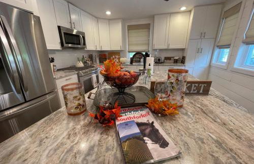 Modern Farmhouse Retreat North Fork Wine Country - Foto 35