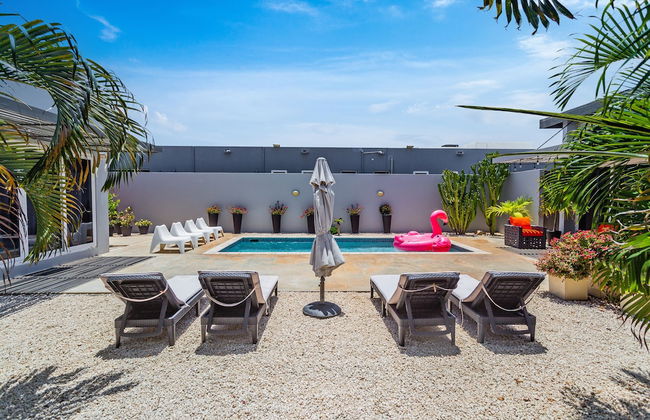 Stunning Modern Home, Near Beaches Full AC - Foto 20