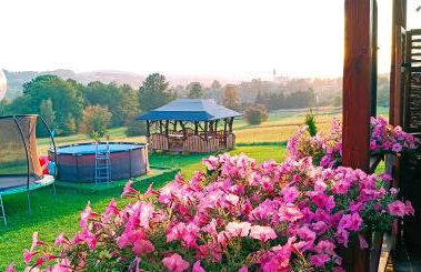 POD STARĄ PODKOWĄ komfortowy domek z kominkiem - Foto 1