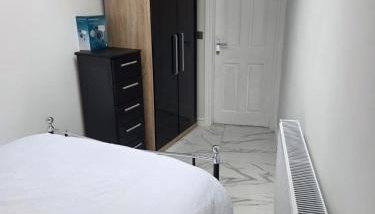 Moonlight Suite - Photo 3, wardrobe