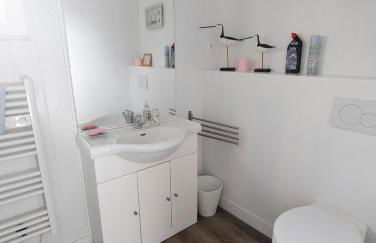 Le Mas de la Palmeraie - Appartement dans propriété privée au calme avec piscine et tennis - Foto 7