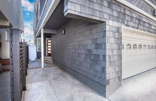 Sunset Island 3 Level Home on the Water sleeps 10 - Photo 57