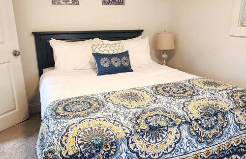 Cute and Cozy 2bed-4 Miles to LU - Foto 8