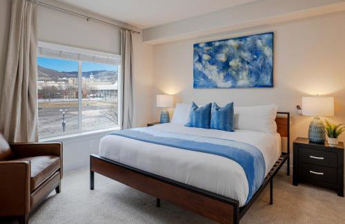 Convention Ctr Bespoke Beauty - 2BD Pool,Gym,Hot tub,Pkg - Foto 3