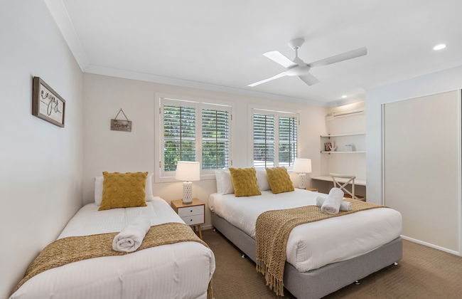 Noosa Entrance Waterfront Resort - Photo 27