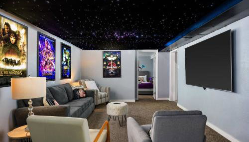 Movie Theater + Hot Tub | Game Yard | Sleeps 10! - Foto 3, Game Room