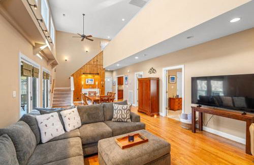 Spacious Family Retreat-Hot tub & Game Room - Foto 10