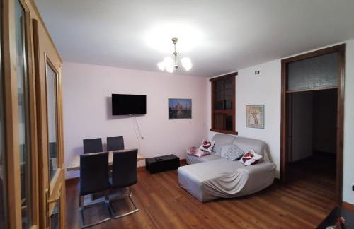 Casa Phoenix Appartamento piano terra immerso nel verde a pochi minuti dalla ciclabile - Foto 3