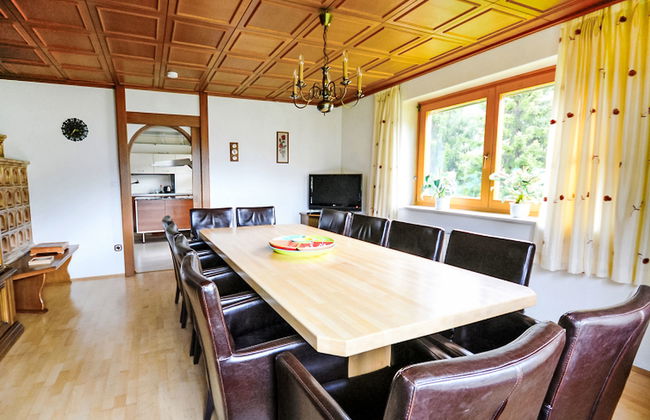 6 bedroom House in Radenthein with garden and terrace - Photo 4