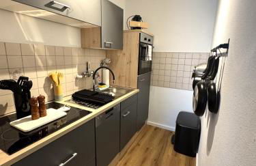 Design Apartment mit Blick auf Freiburg - Foto 6