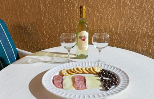 Luxe 3BR 2BA Oasis with Pool & Designer Touches, Disneyland, Legoland - Foto 38