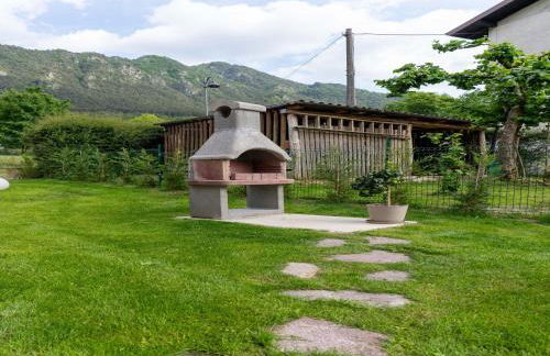 Idyllic cottage next to the beautiful Lake Idro - Foto 91
