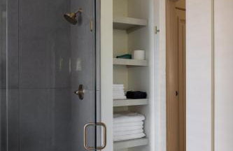 Blushing Pink Manor! Off Frankfort Ave! 8 BR! - Foto 13