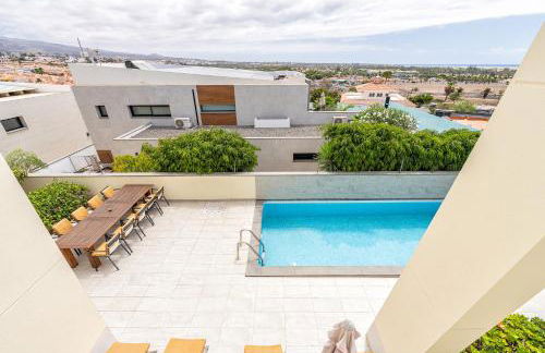 VillasRoyale Trespalomas - An Iconic Villa for Elevated Getaways! - Foto 47