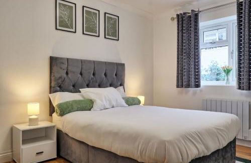 Very Cosy & Lovely 1 Bed Garden Apartment with side access, Suitable for Long Stay and Short Stay - Photo 33