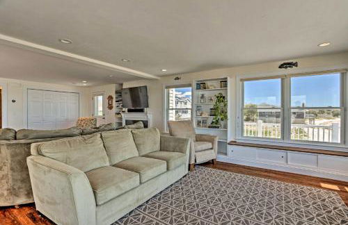 Sunny Beach House Getaway - Steps From Water! - Foto 6