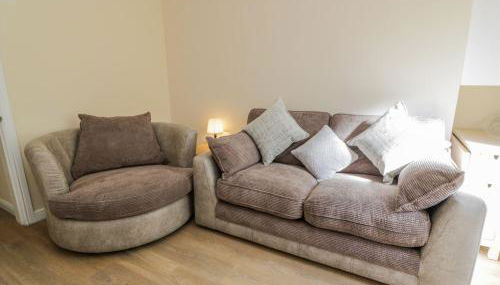 8 George Street - Photo 3