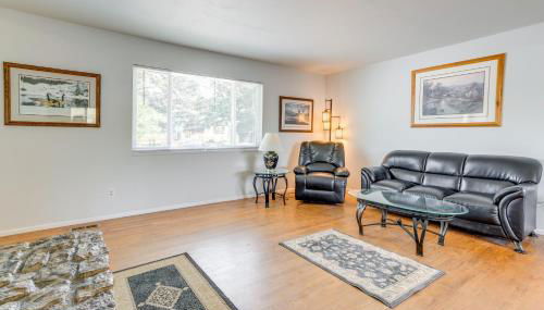 2 Mi to Hospitals Home with Private Yard in Aurora - Photo 5